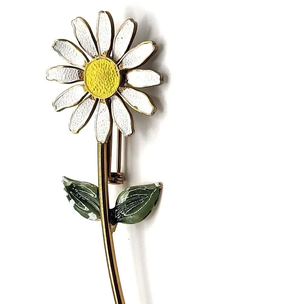 Vintage 60s Hippie Metal Flower Child Daisy Figural Brooch Pin 3.5in